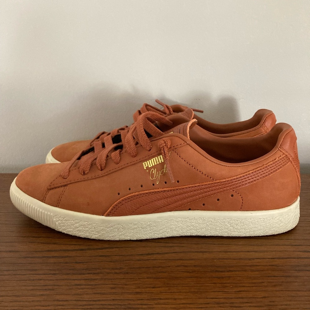 Puma Clyde Classic Sneakers